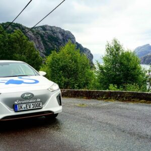 Strominator Hyundai Ioniq Elektroautos einfach mieten Norwegen kostenloser TEST DRIVE