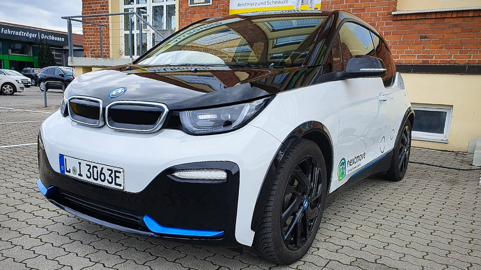 BMW i3s und i3 Elektroauto mieten - E-Auto Langzeitmiete