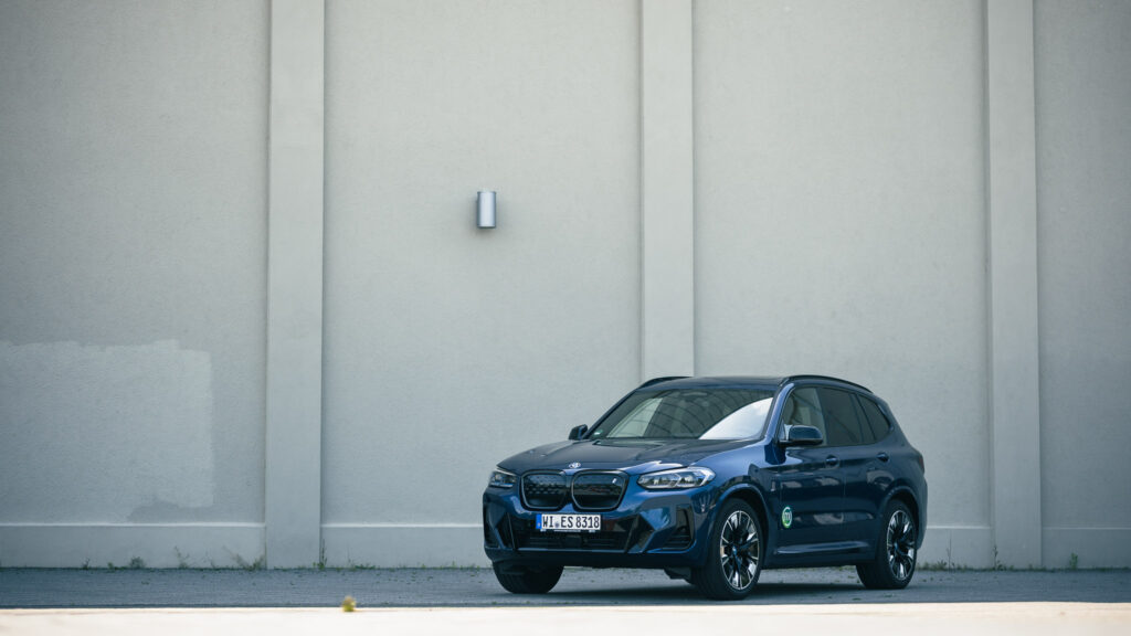 nextmove BMW iX3