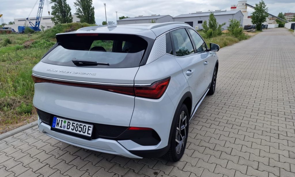 BYD Atto 3 (2)