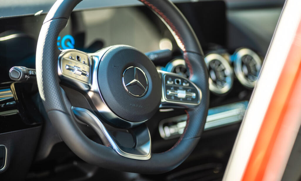 nextmove Mercedes EQA