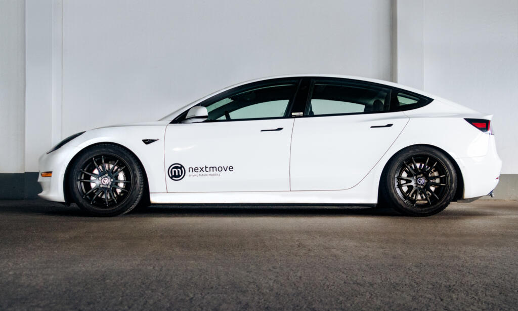 nextmove Tesla Model 3 Elektroauto in Leipzig