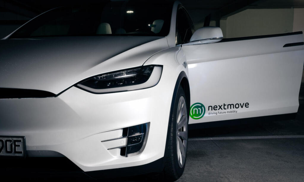 nextmove Tesla Model X Elektroauto in Leipzig