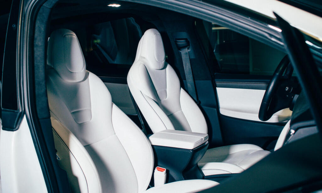 nextmove Tesla Model X Elektroauto in Leipzig